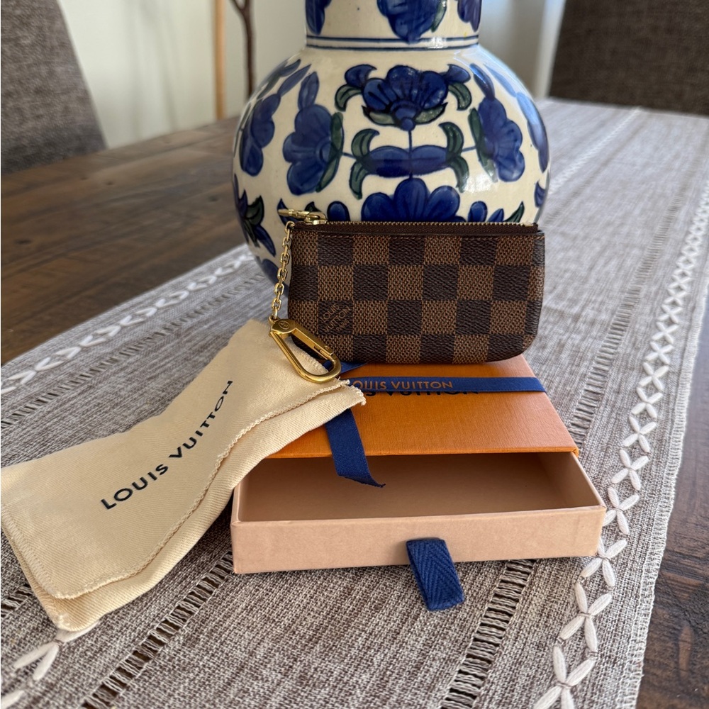 Louis Vuitton Key Cles/Pouch (EUC)